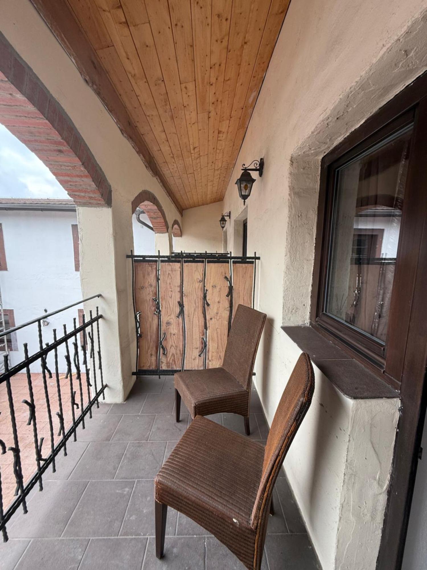 Hotel Plzensky Dvur Фрідек-Містек Екстер'єр фото